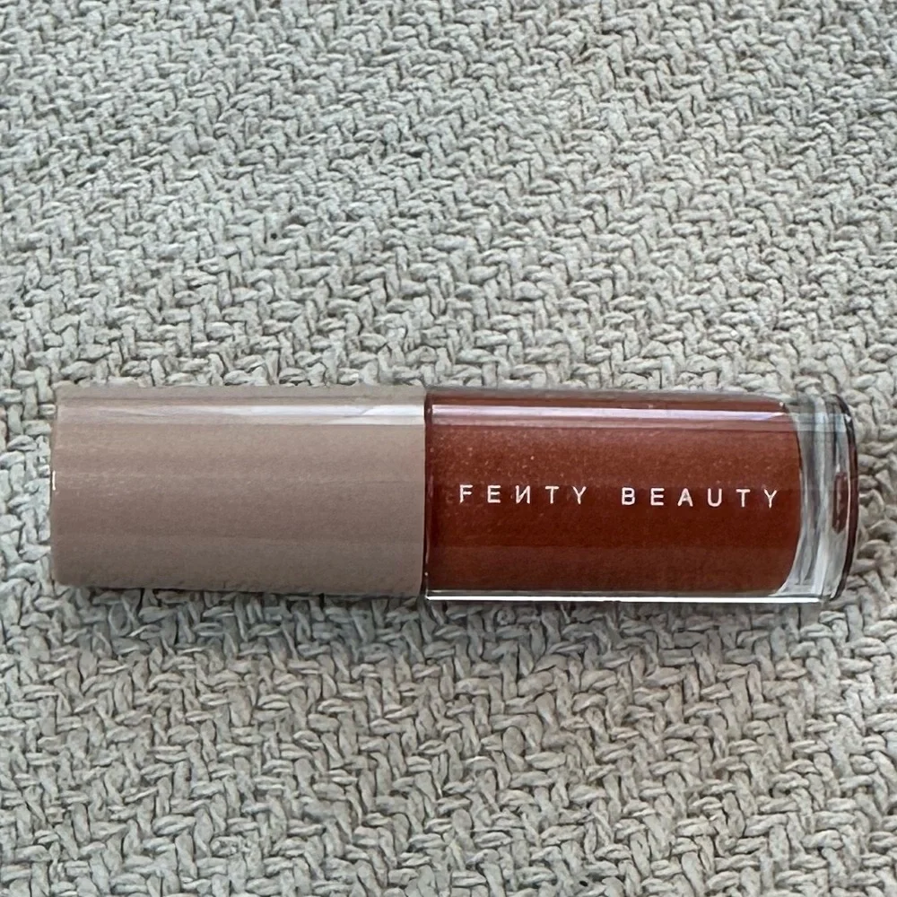 NEW Fenty Glow Gloss Bomb Lip Luminizer Travel Deluxe Size Shimmering Rose Nude - Picture 4 of 6